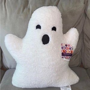 ❌ Large White Ghost Novogratz Throw Pillow Halloween TIK TOK Viral